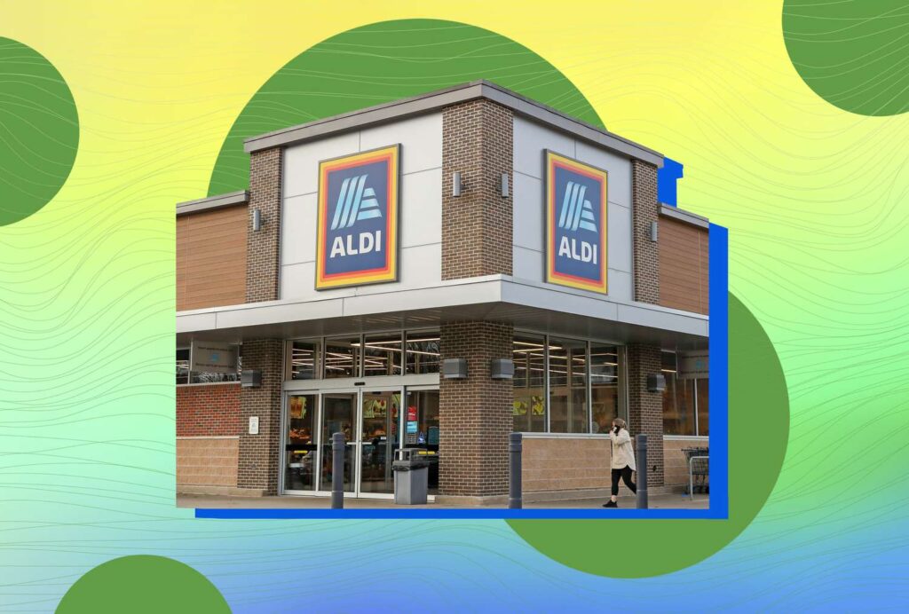 Nous avons demandé à 6 experts en alimentation ce qu'ils n'oublient jamais chez Aldi - ils ont tous dit la même chose.