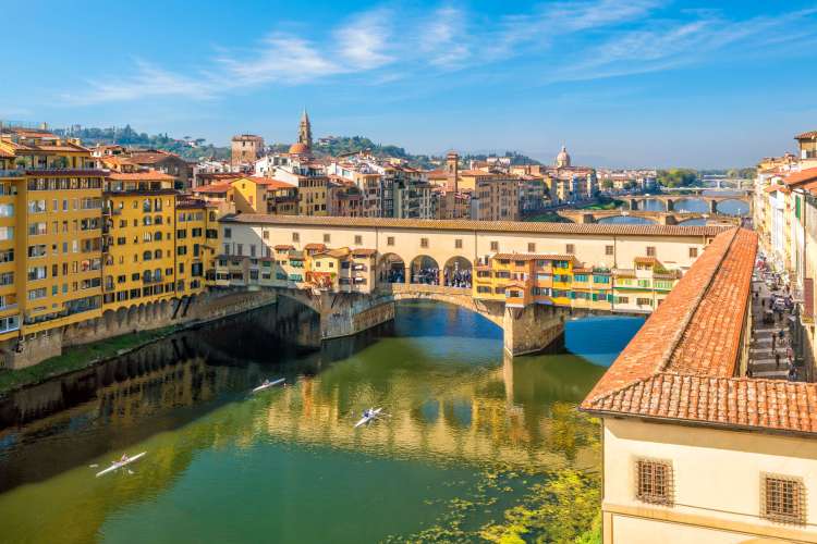 Ponte Vecchio : un pont historique et une icône de Florence