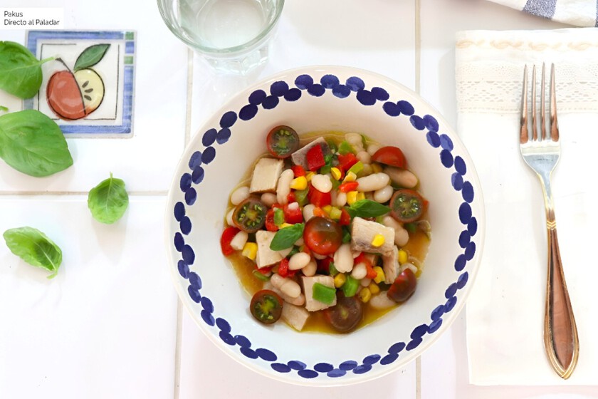 Salade de haricots au maïs, pipirrana et cornichon maison, recette santé