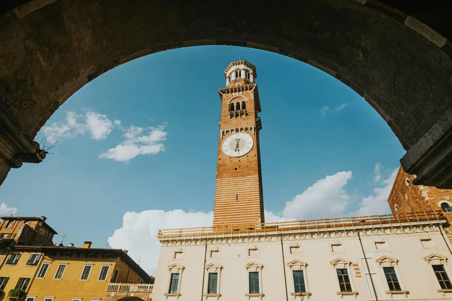 De la Piazza delle Erbe à la Piazza dei Signori : que voir à Vérone
