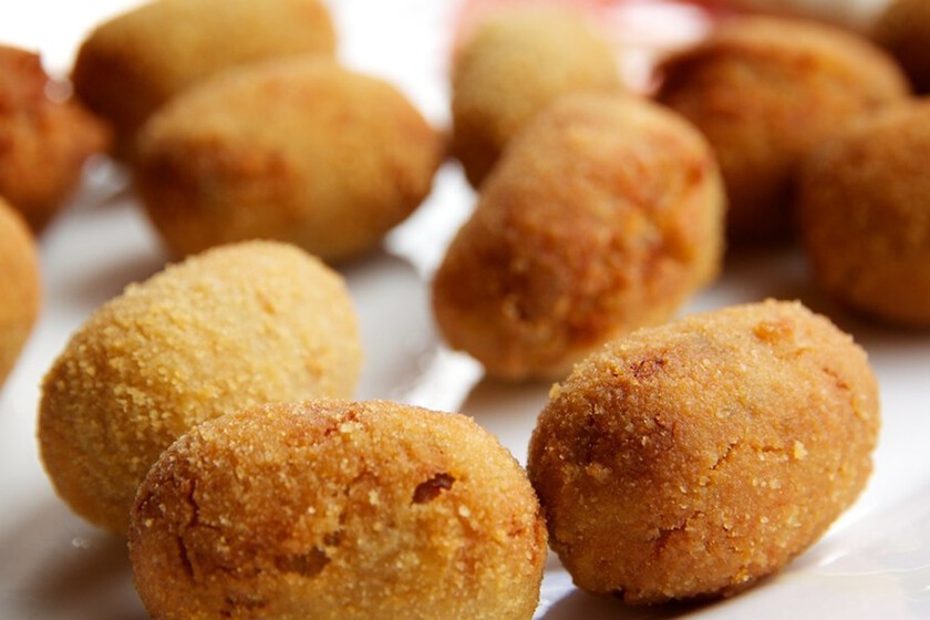 Mery García, cuisinière : "La béchamel la plus riche pour croquettes est composée de deux feuilles de gélatine, une cuillère à soupe de farine et un verre de lait"